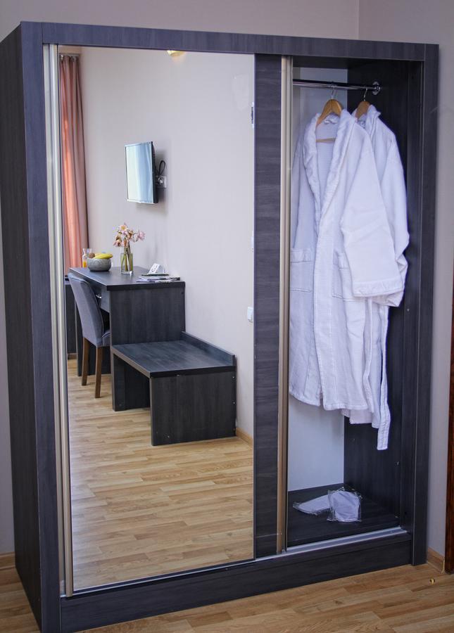 Hotel Rogalux Blue Tbilisi Zewnętrze zdjęcie