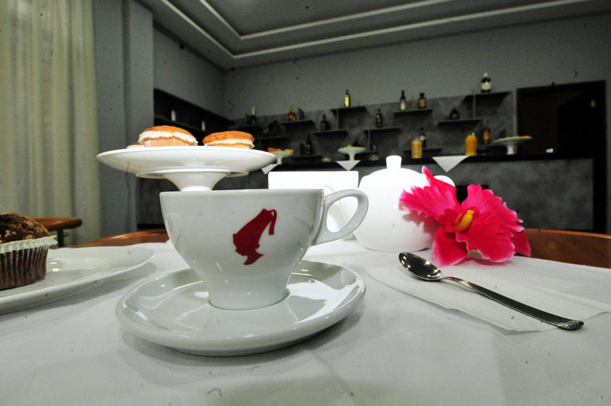 Hotel Rogalux Blue Tbilisi Zewnętrze zdjęcie