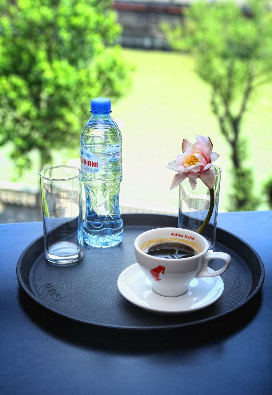 Hotel Rogalux Blue Tbilisi Zewnętrze zdjęcie